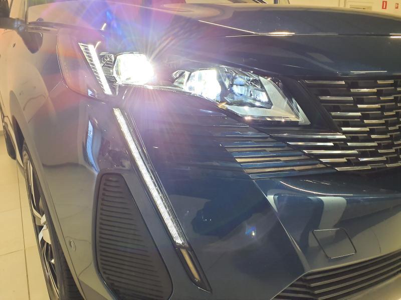 Image de la voiture Peugeot 3008