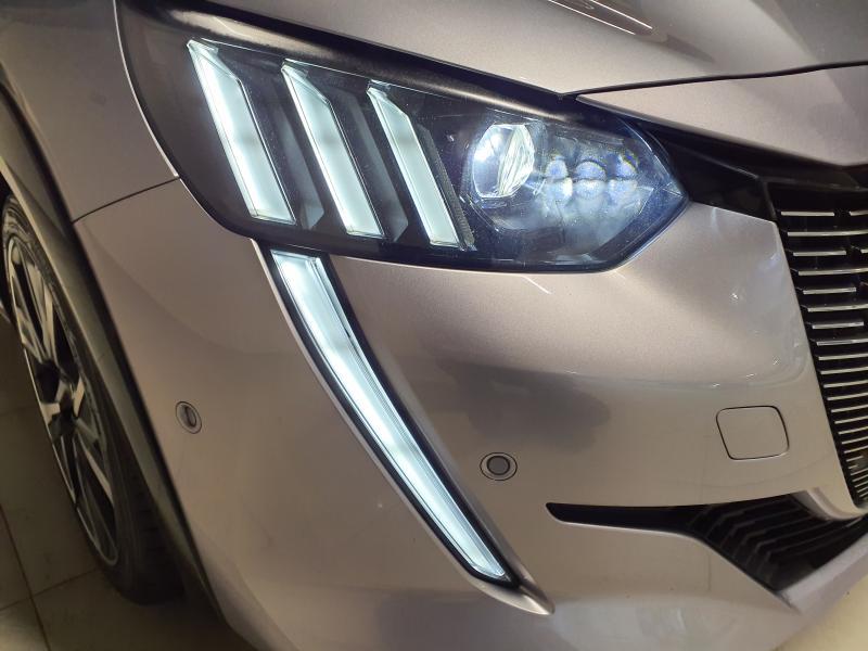 Image de la voiture Peugeot 208