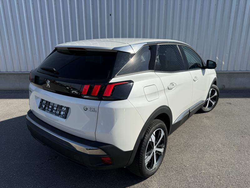 Image de la voiture Peugeot 3008