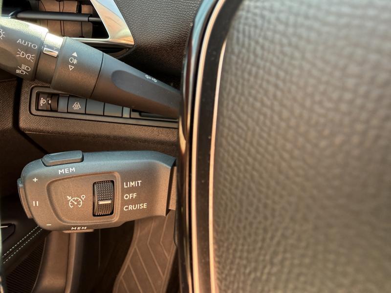 Image de la voiture Peugeot 3008