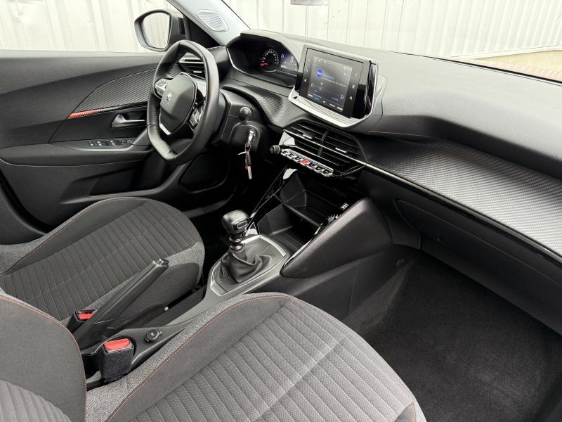 Image de la voiture Peugeot 2008