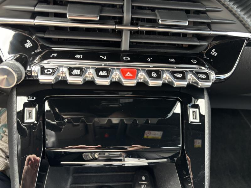 Image de la voiture Peugeot 2008