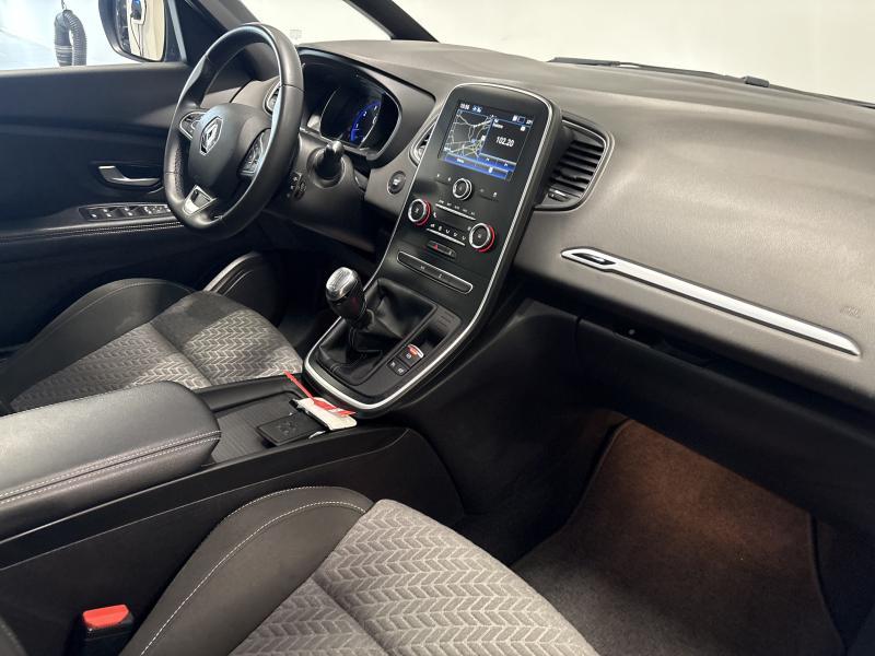 Image de la voiture Renault Scenic