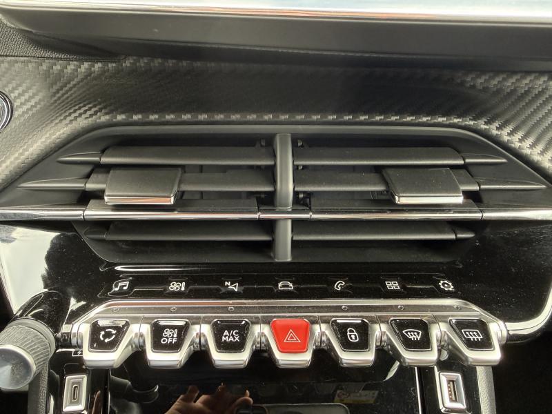 Image de la voiture Peugeot 2008