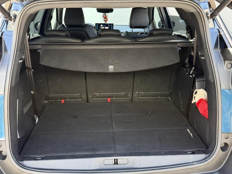 Image de la voiture Peugeot 5008