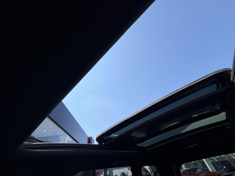Image de la voiture Peugeot 5008