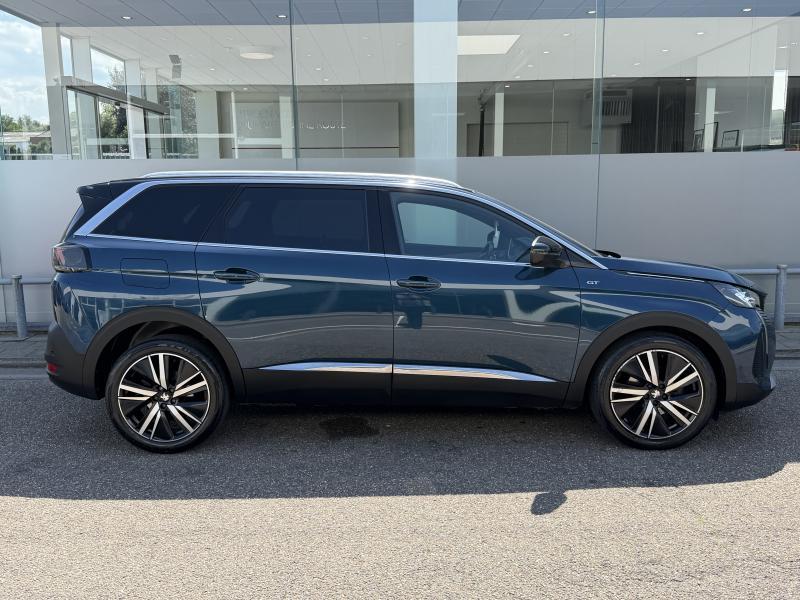 Image de la voiture Peugeot 5008