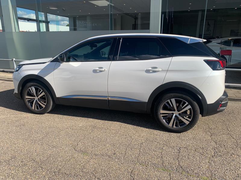 Image de la voiture Peugeot 3008