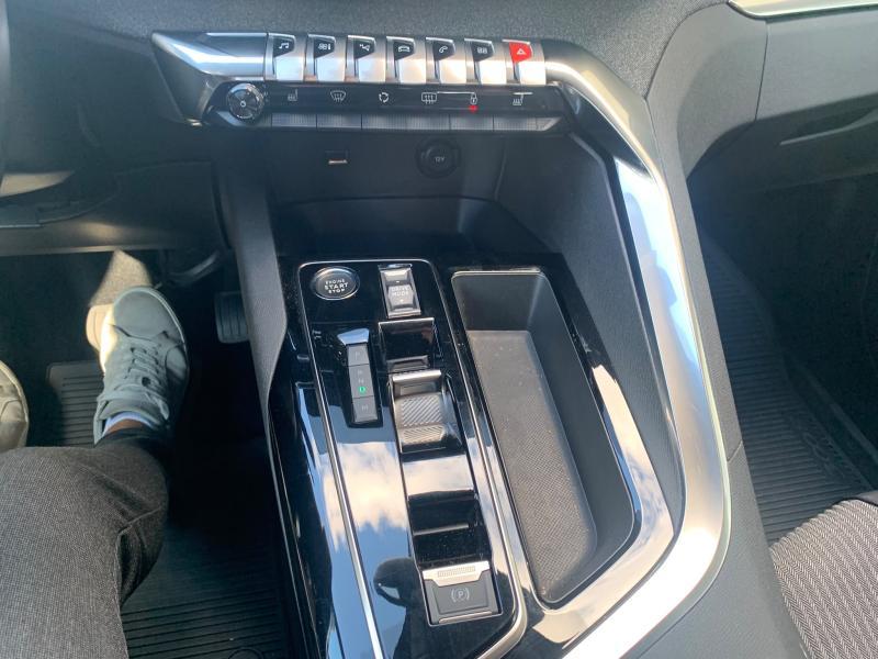 Image de la voiture Peugeot 3008