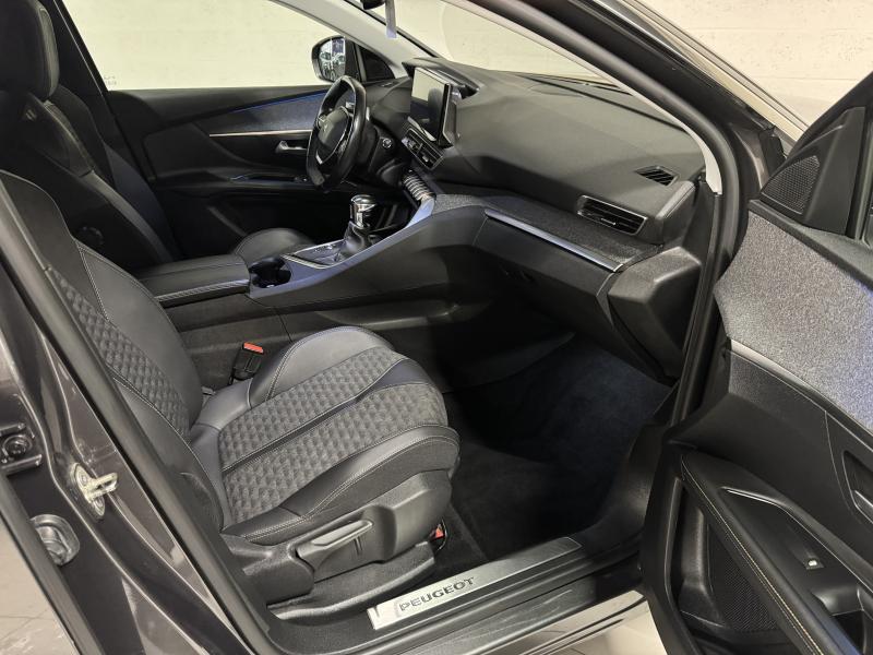 Image de la voiture Peugeot 3008