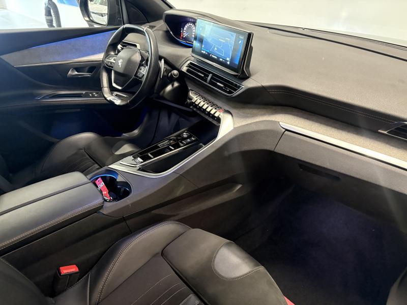 Image de la voiture Peugeot 5008