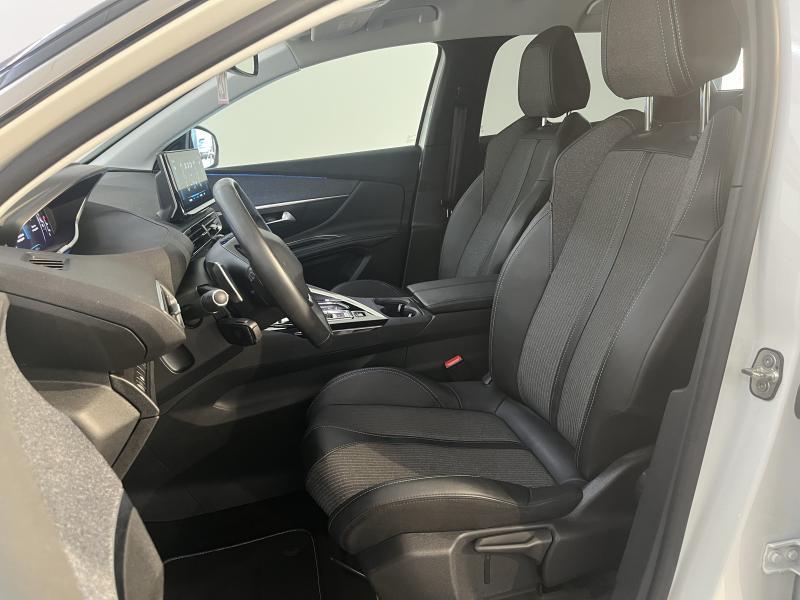 Image de la voiture Peugeot 3008
