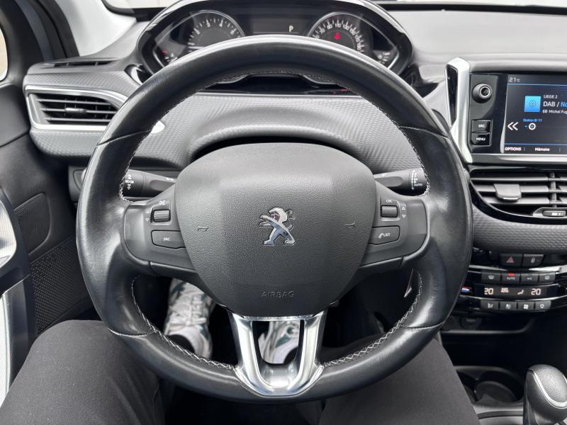 Image de la voiture Peugeot 2008