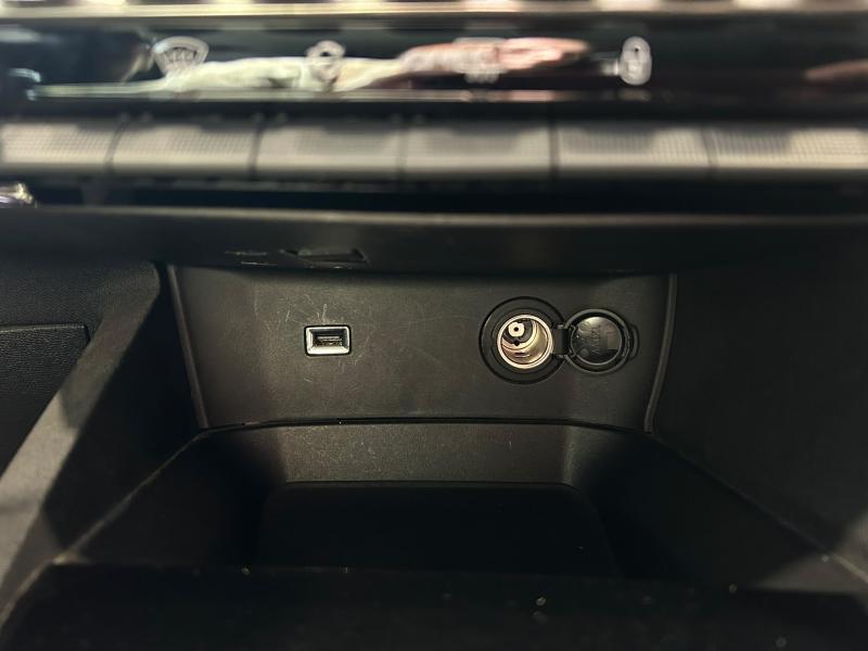 Image de la voiture Peugeot 5008