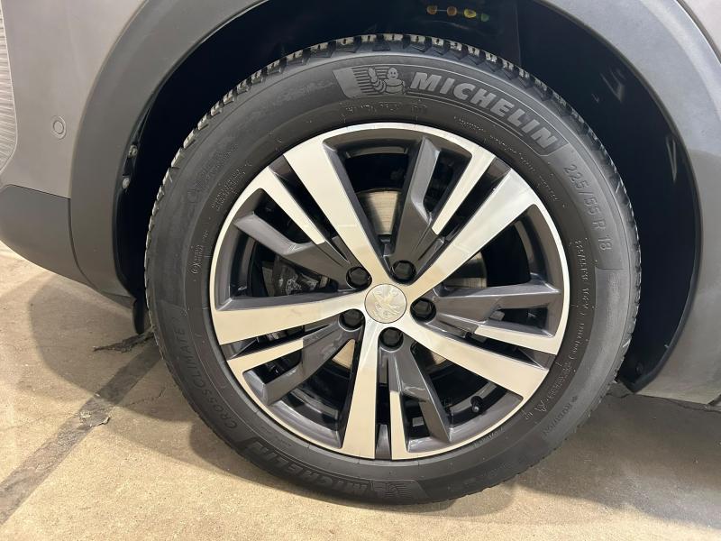 Image de la voiture Peugeot 5008