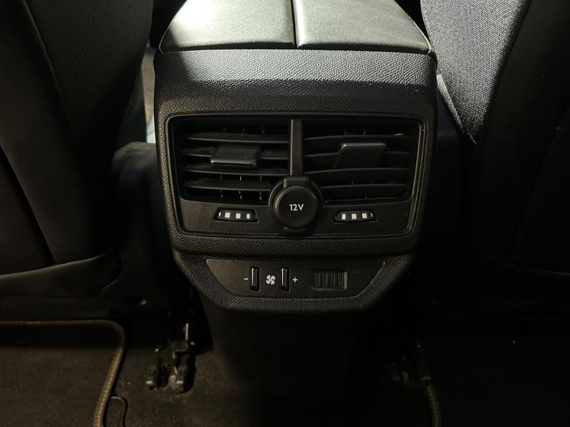 Image de la voiture Peugeot 5008