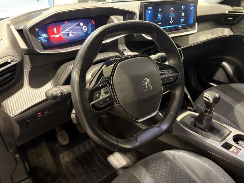 Image de la voiture Peugeot 2008