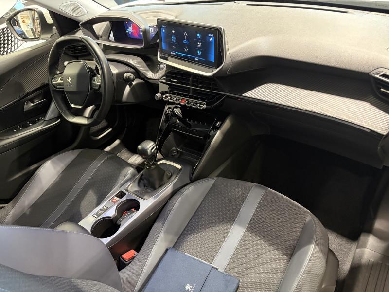 Image de la voiture Peugeot 2008