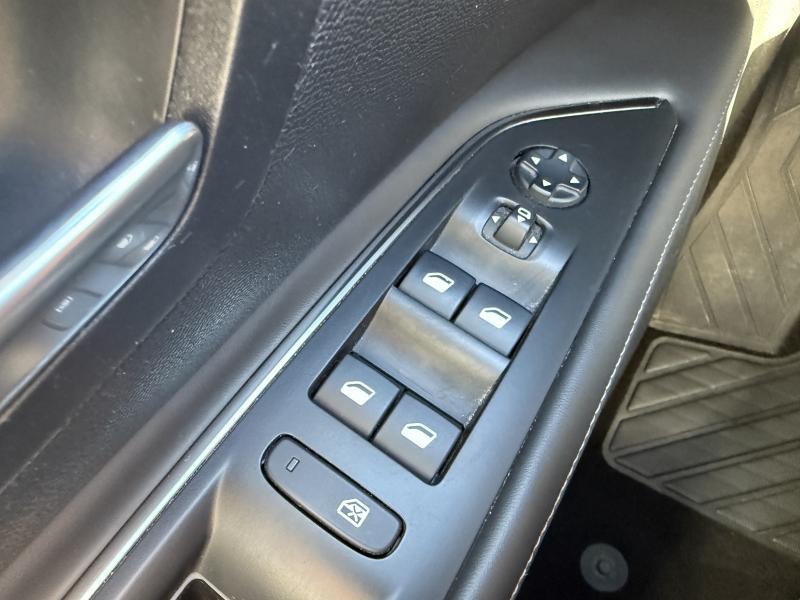 Image de la voiture Peugeot 3008