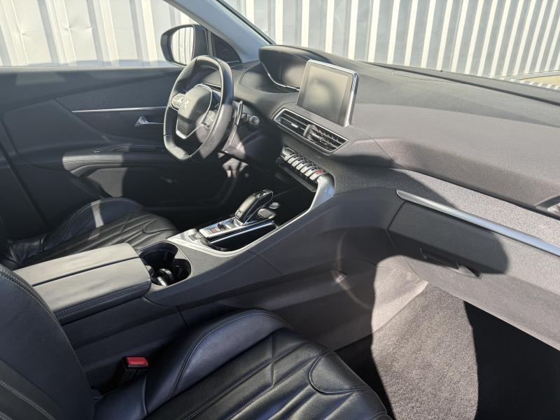 Image de la voiture Peugeot 3008