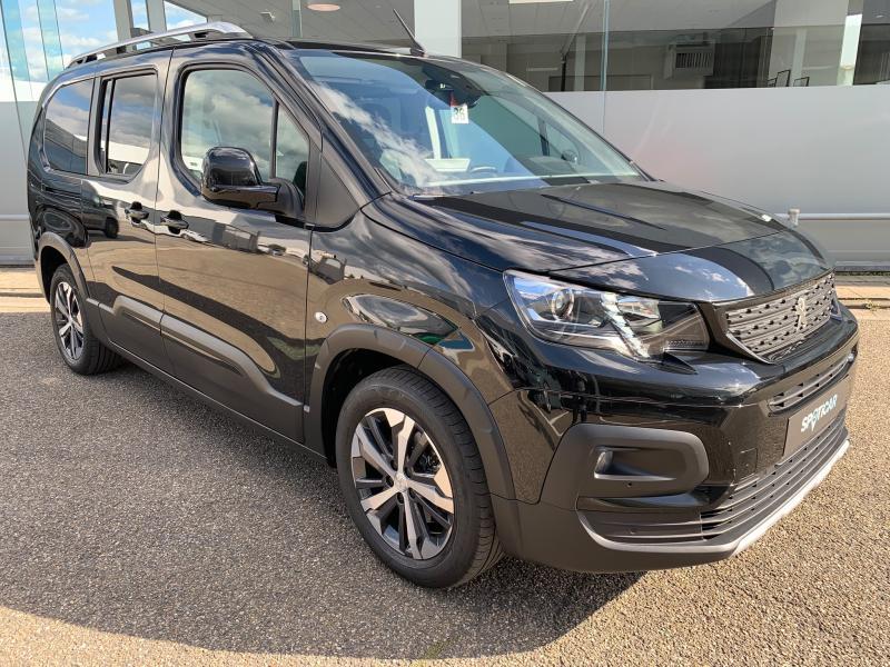 Image de la voiture Peugeot Rifter