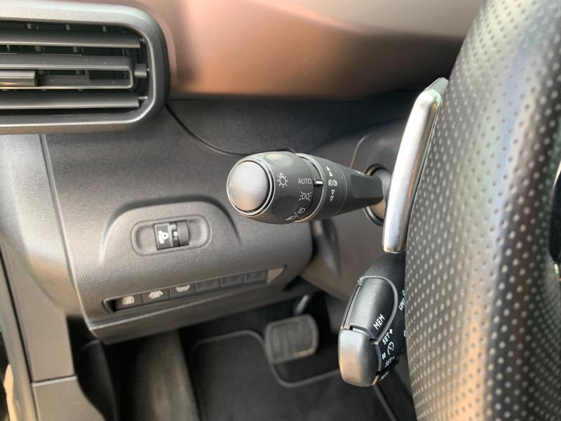 Image de la voiture Peugeot Rifter