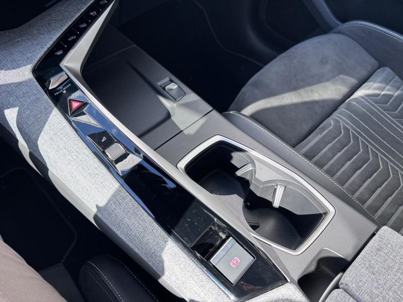 Image de la voiture Peugeot 3008