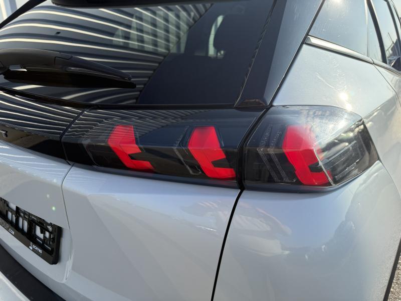 Image de la voiture Peugeot 2008
