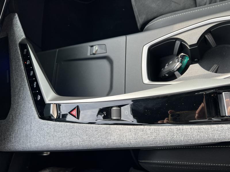 Image de la voiture Peugeot 5008