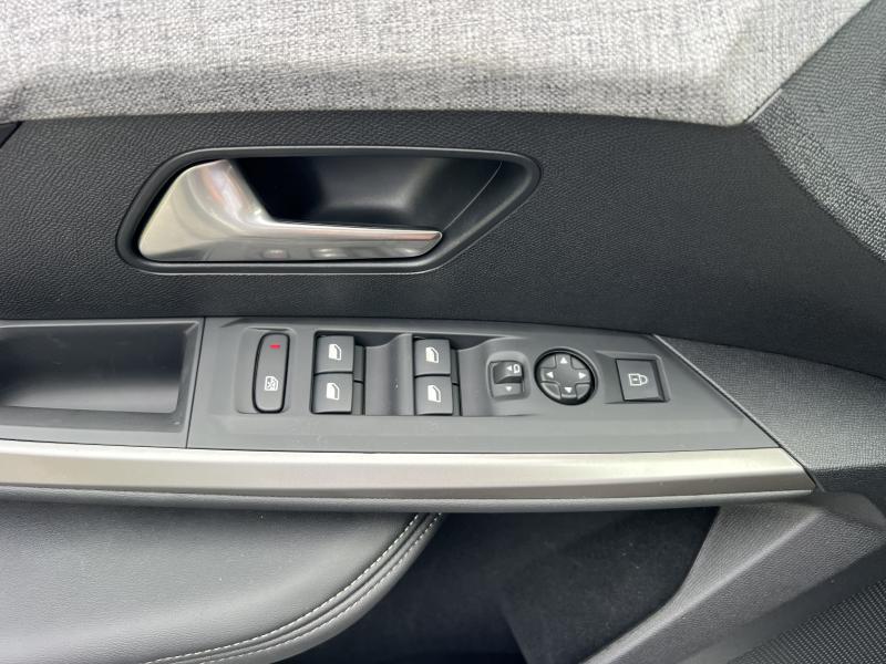 Image de la voiture Peugeot 5008