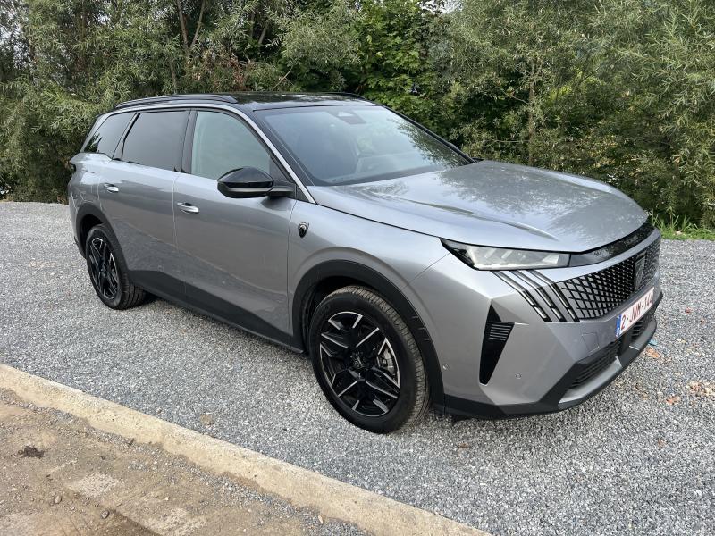 Image de la voiture Peugeot 5008
