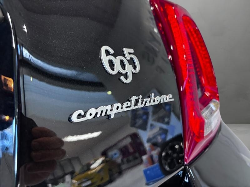 Image de la voiture Abarth 695