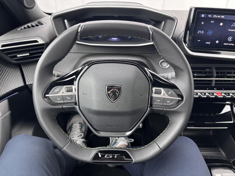 Image de la voiture Peugeot e-2008