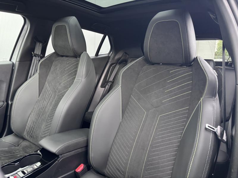 Image de la voiture Peugeot e-2008