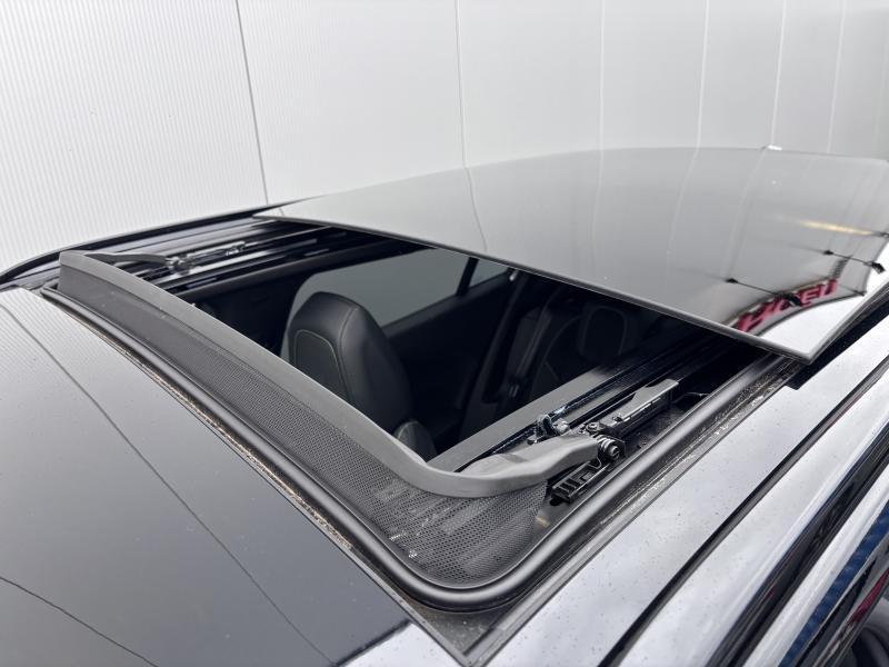 Image de la voiture Peugeot e-2008