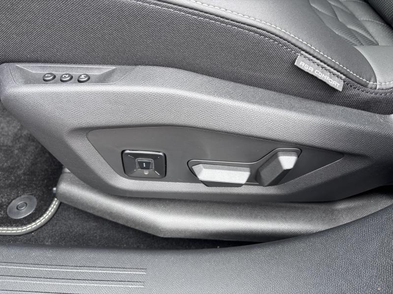 Image de la voiture Peugeot 3008