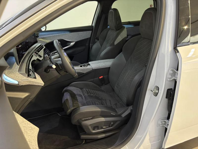 Image de la voiture Peugeot 5008