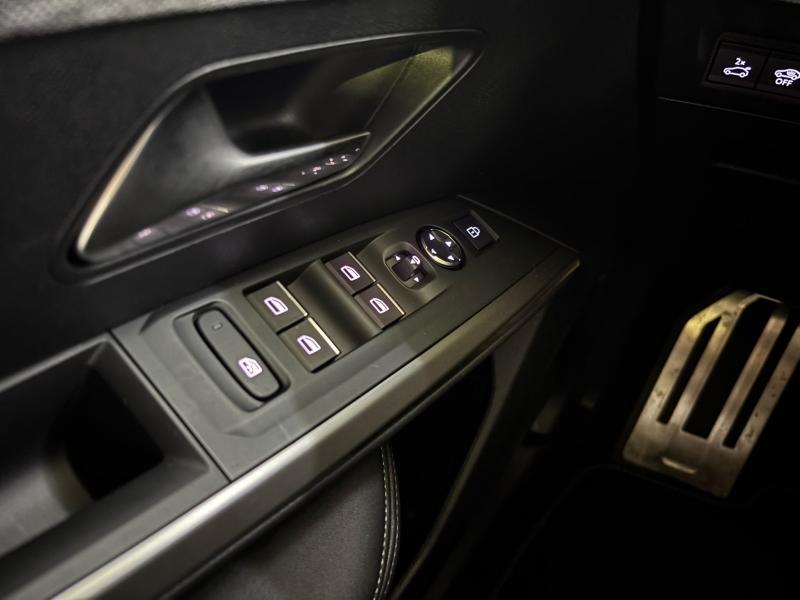 Image de la voiture Peugeot 5008