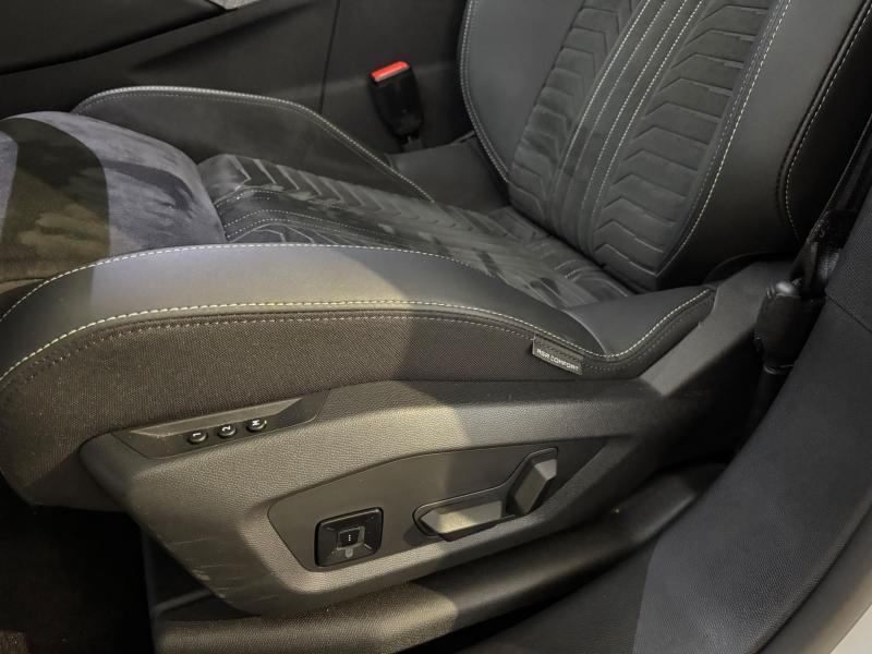 Image de la voiture Peugeot 5008