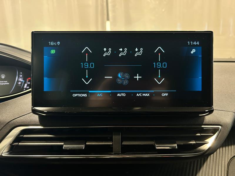 Image de la voiture Peugeot 3008
