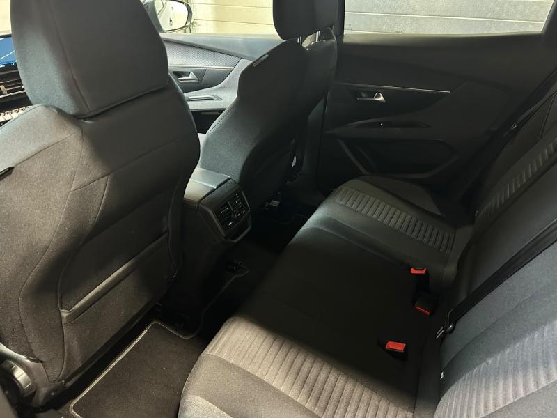 Image de la voiture Peugeot 3008