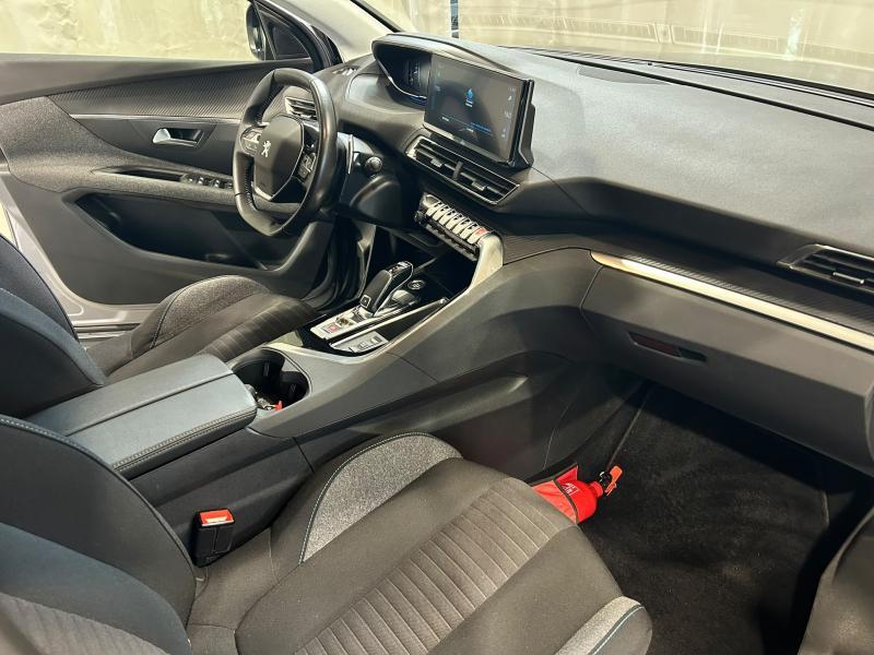 Image de la voiture Peugeot 3008
