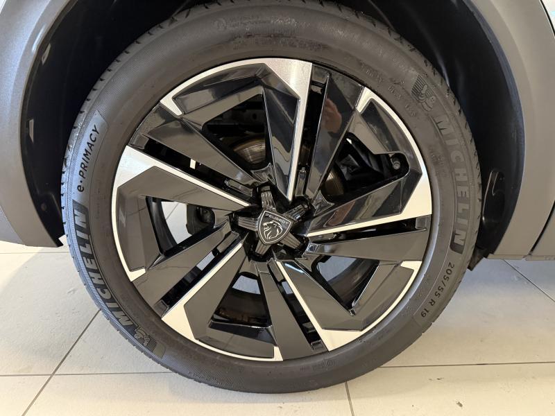 Image de la voiture Peugeot 408