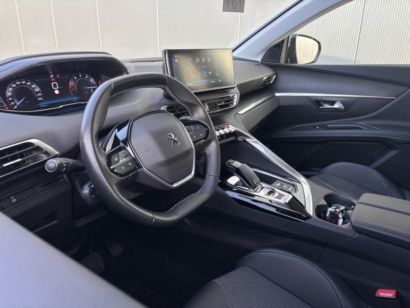 Image de la voiture Peugeot 3008