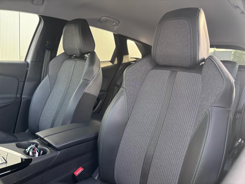 Image de la voiture Peugeot 3008
