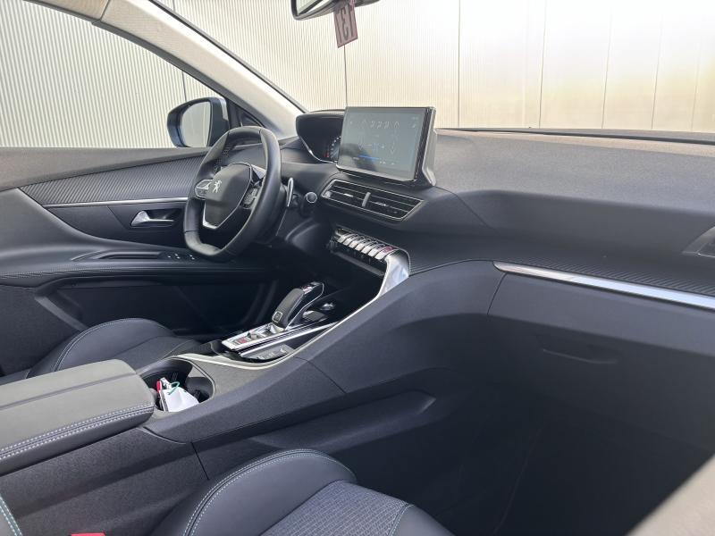 Image de la voiture Peugeot 3008