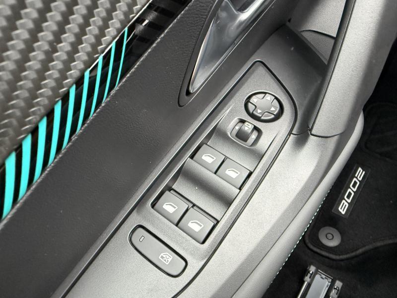 Image de la voiture Peugeot 2008
