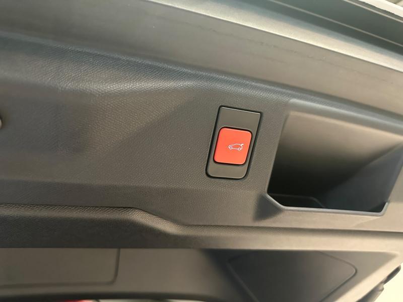 Image de la voiture Peugeot 5008