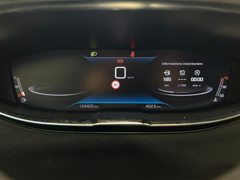 Image de la voiture Peugeot 5008