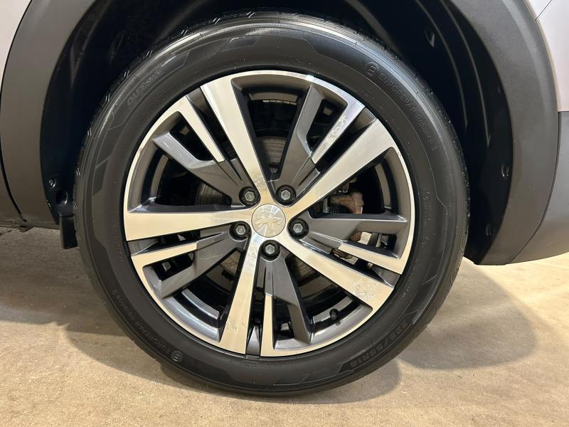 Image de la voiture Peugeot 5008